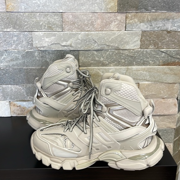 AUTHENTIC Balenciaga Track Hike Sneaker - Picture 8 of 14